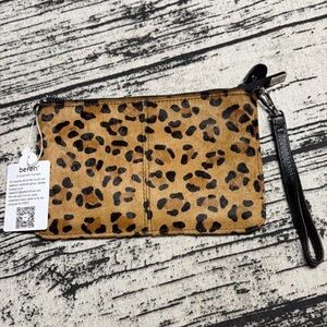 Leopard Print Wristlet Clutch - Tan & Black